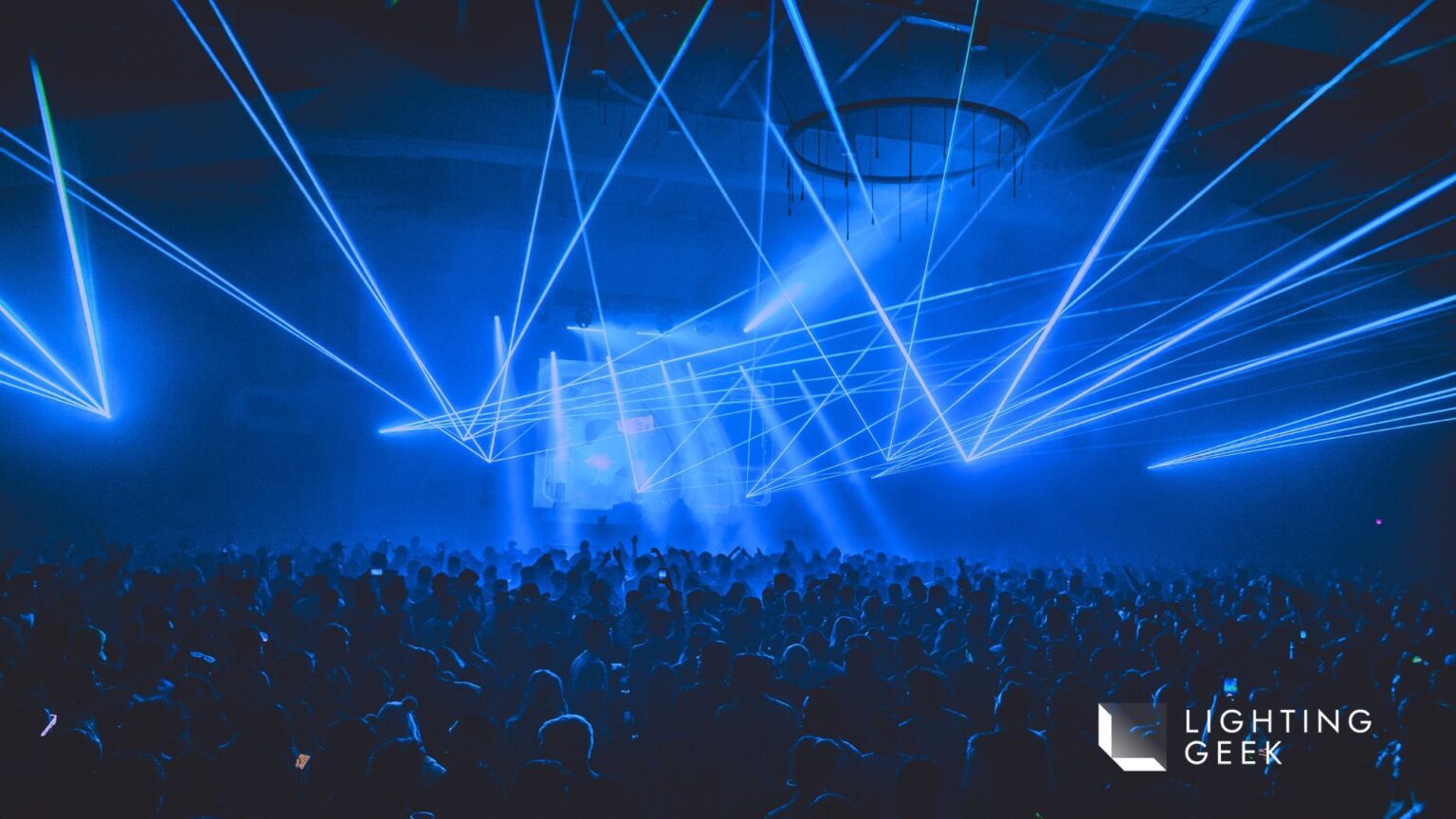 A DJ's Guide to Choosing the Best Professional Laser Lighting Effects for Performances